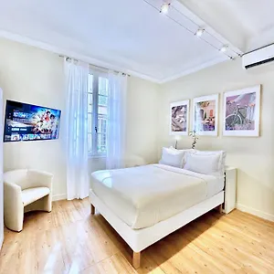  Appartement èrsextius, Mg, France