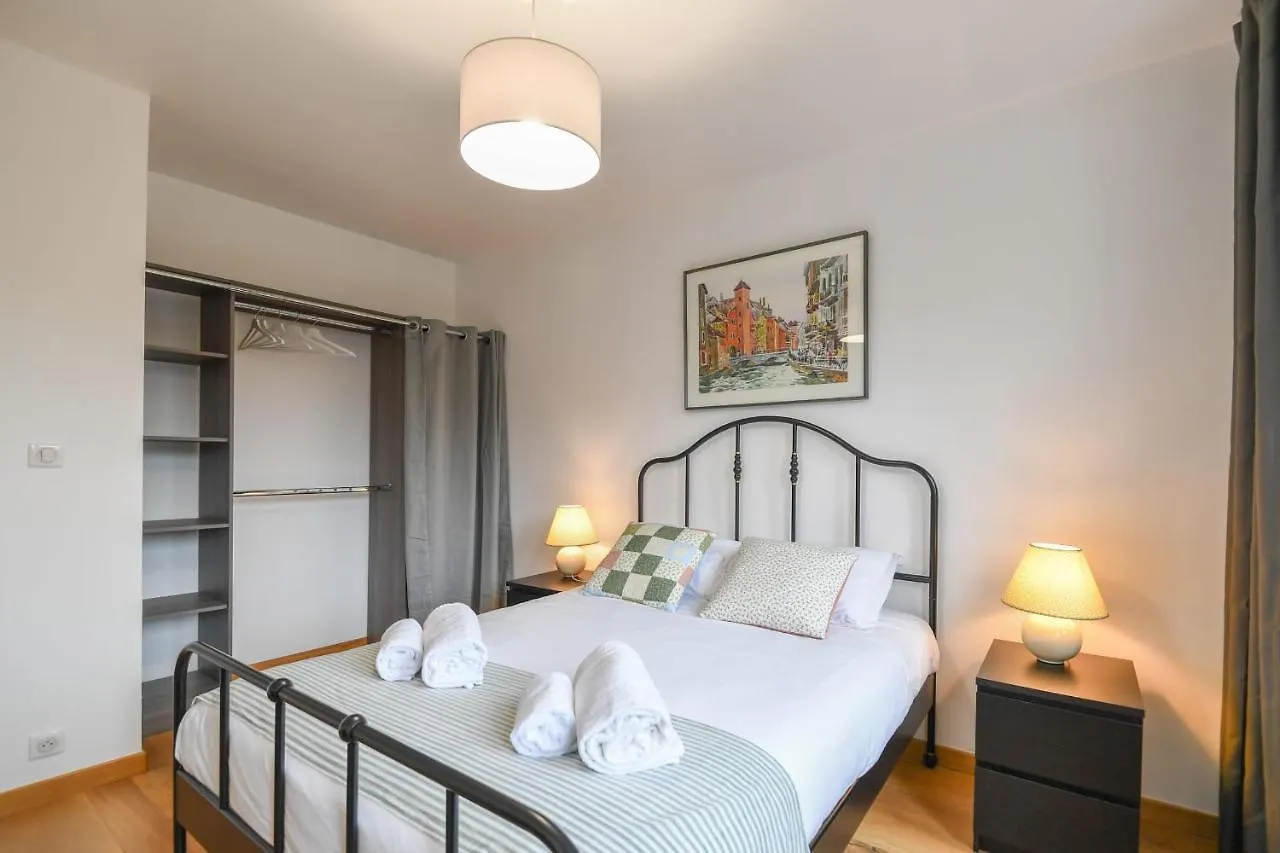 Nice Apartment With Balcony Very Close To The City Center Annecy 0*,  France