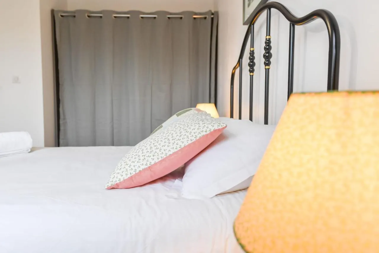 Nice Apartment With Balcony Very Close To The City Center Annecy 0*,  France